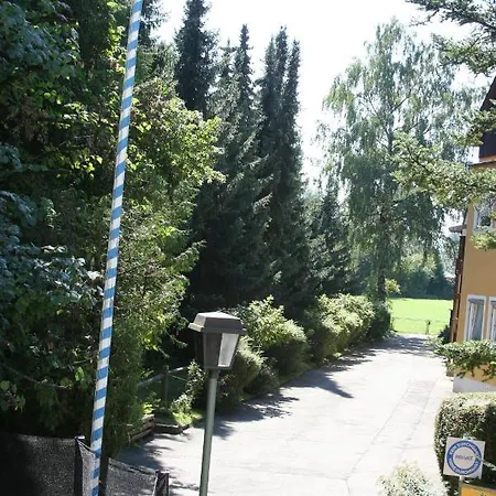 Haus Am Bach Hotel 2*