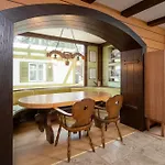 Haus Am Bach Hotel 2*