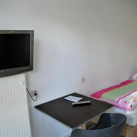 Haus Am Bach 2* 바트보리쇼펜