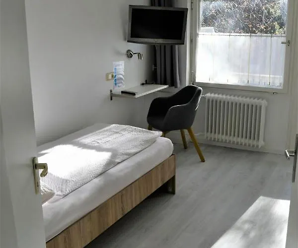 Haus Am Bach Hotel 2*