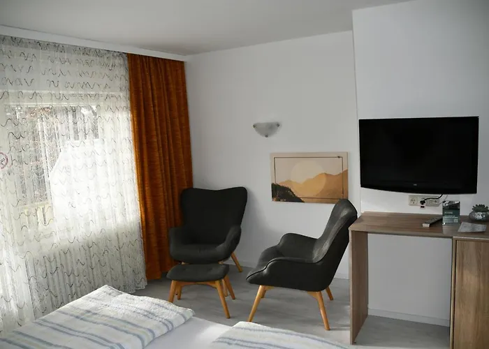 Haus Am Bach Hotel 2*